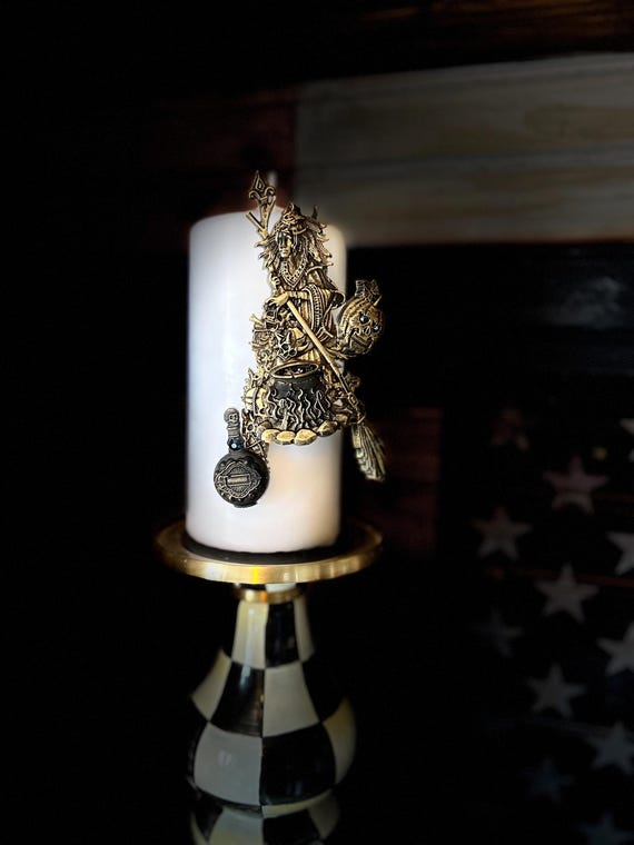 Witchcraft candle pin