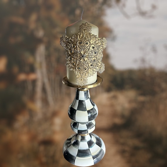 Ornamental candle pin