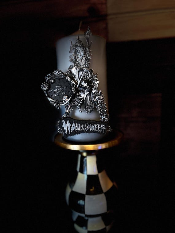 Halloween witch candle pin