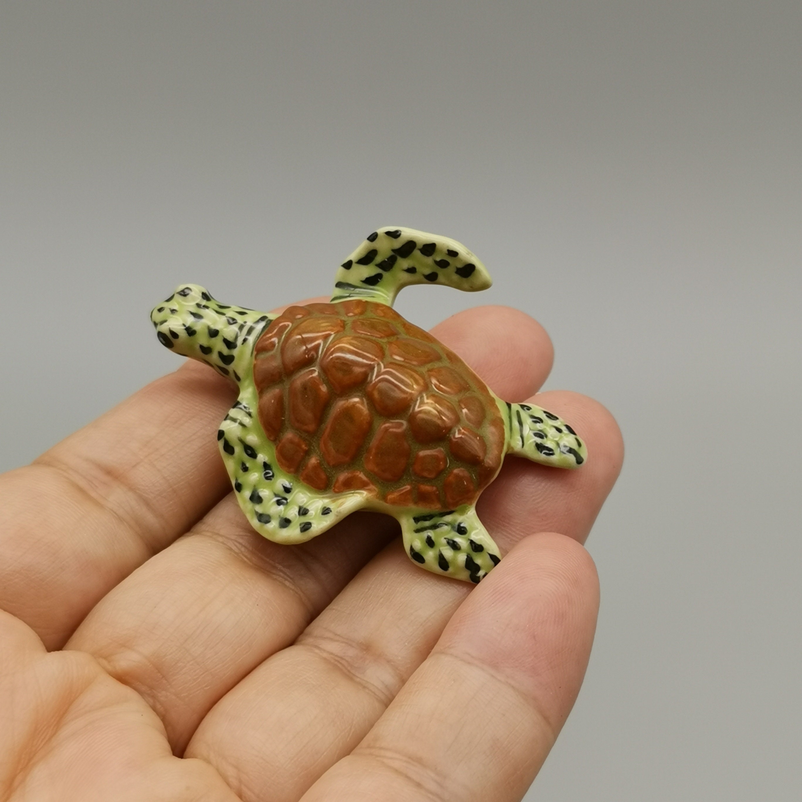 陶器のウミガメの置物：ミニチュア磁器動物像 - Etsy 日本