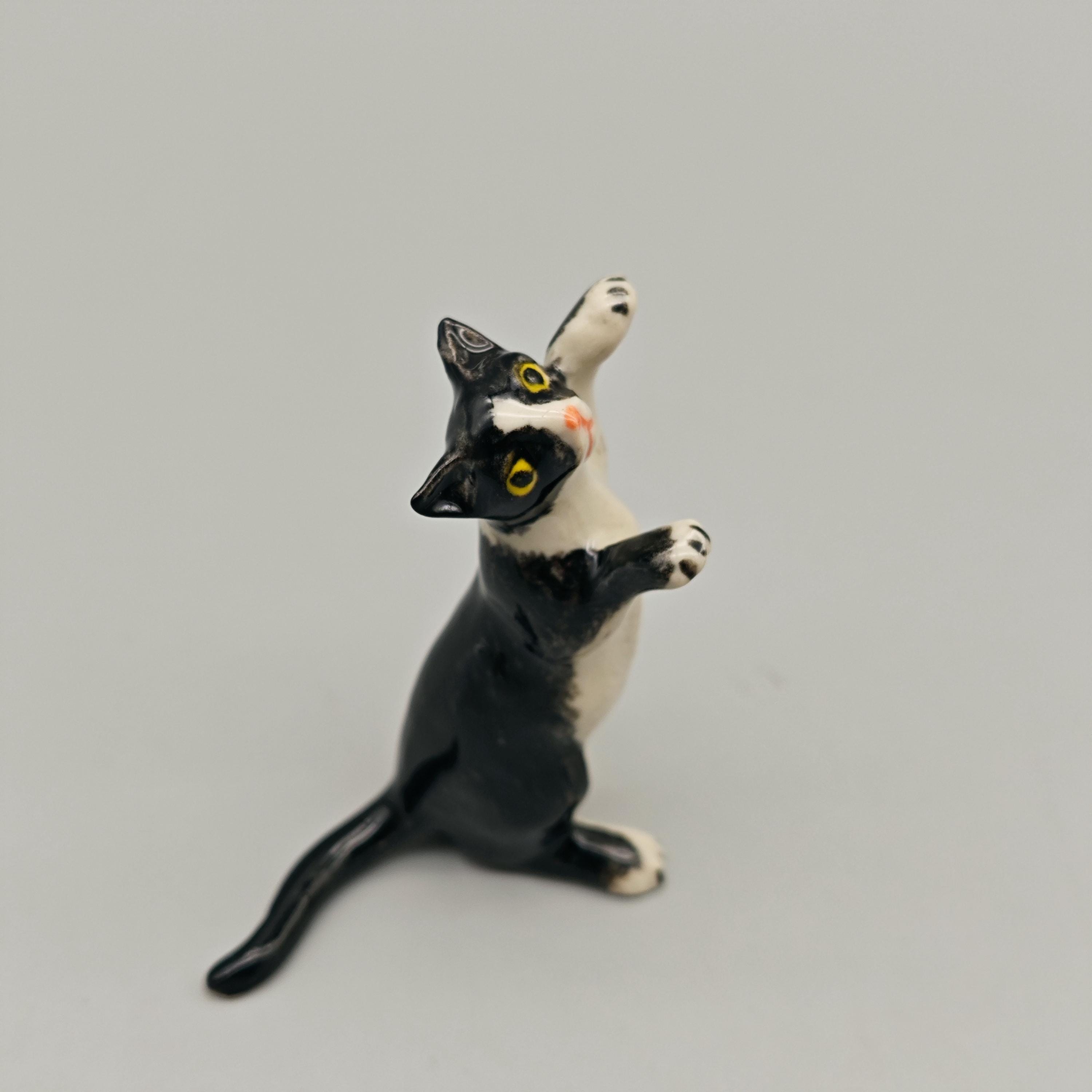 Vintage Cat Figure - Etsy Canada