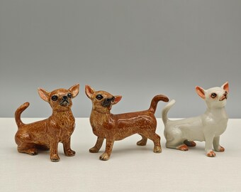 ミニチュアセラミック製チワワの置物：手描きの犬好きへのギフト