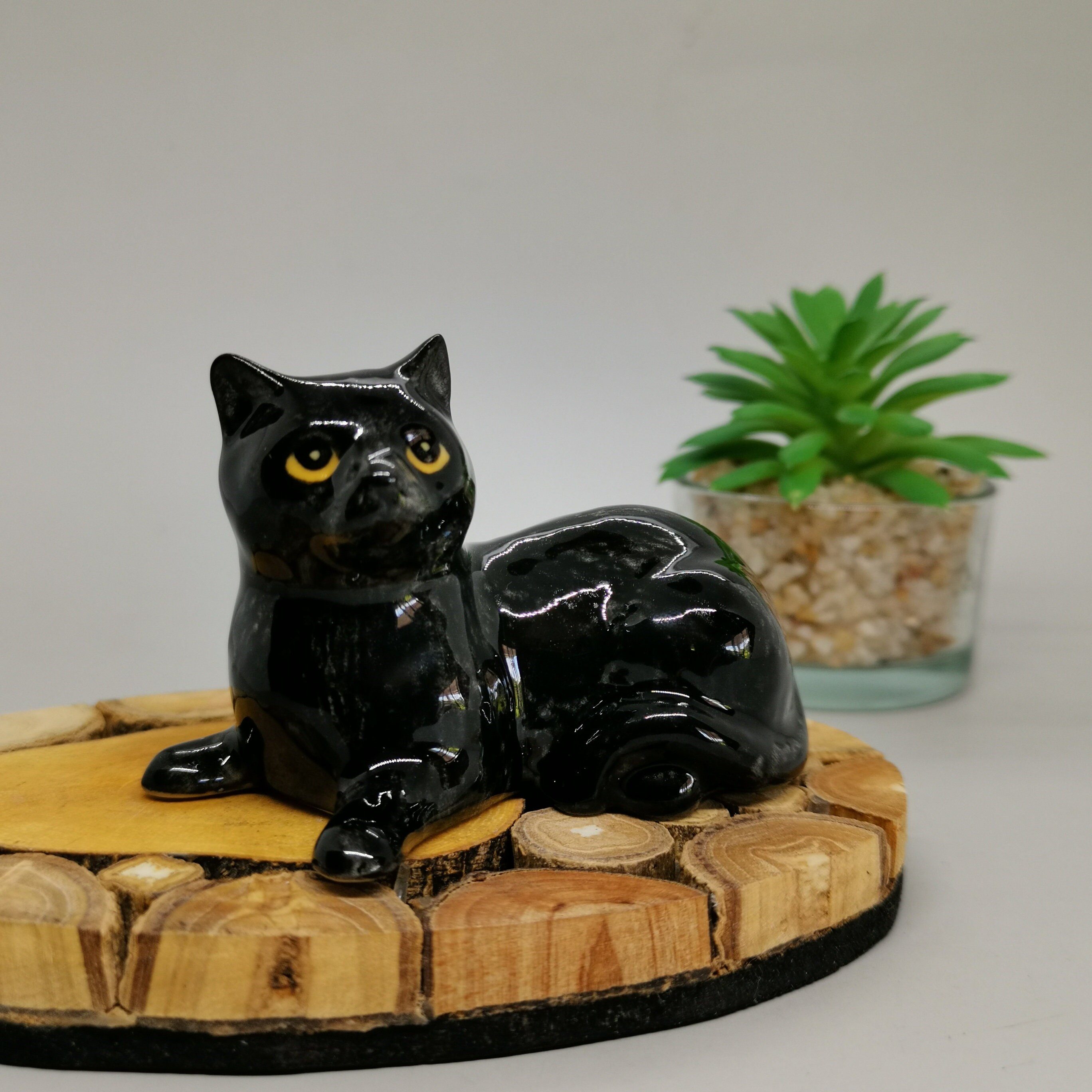 Black Cat Figurines, Crouching Black Cat, Gift for Mom -  UK