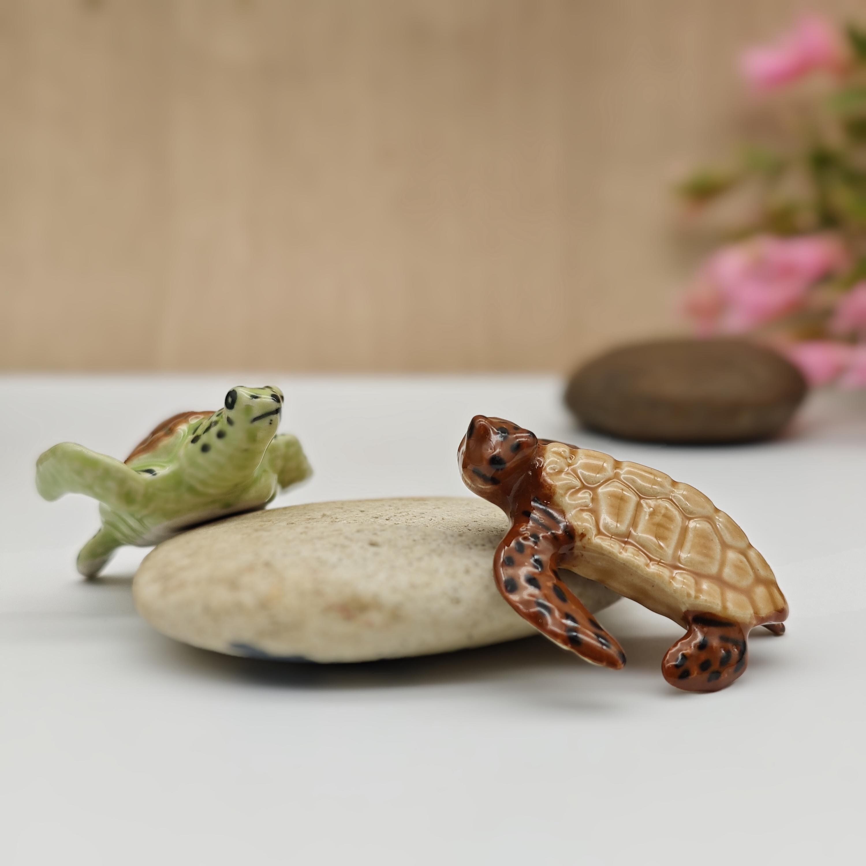 陶器のウミガメの置物：ミニチュア磁器動物像 - Etsy 日本