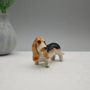 Basset Hound Dog Figurine-Small ceramic dog statue-Miniature ceramic dog figurine-Gift for mom-Christmas gifts, New Year gifts