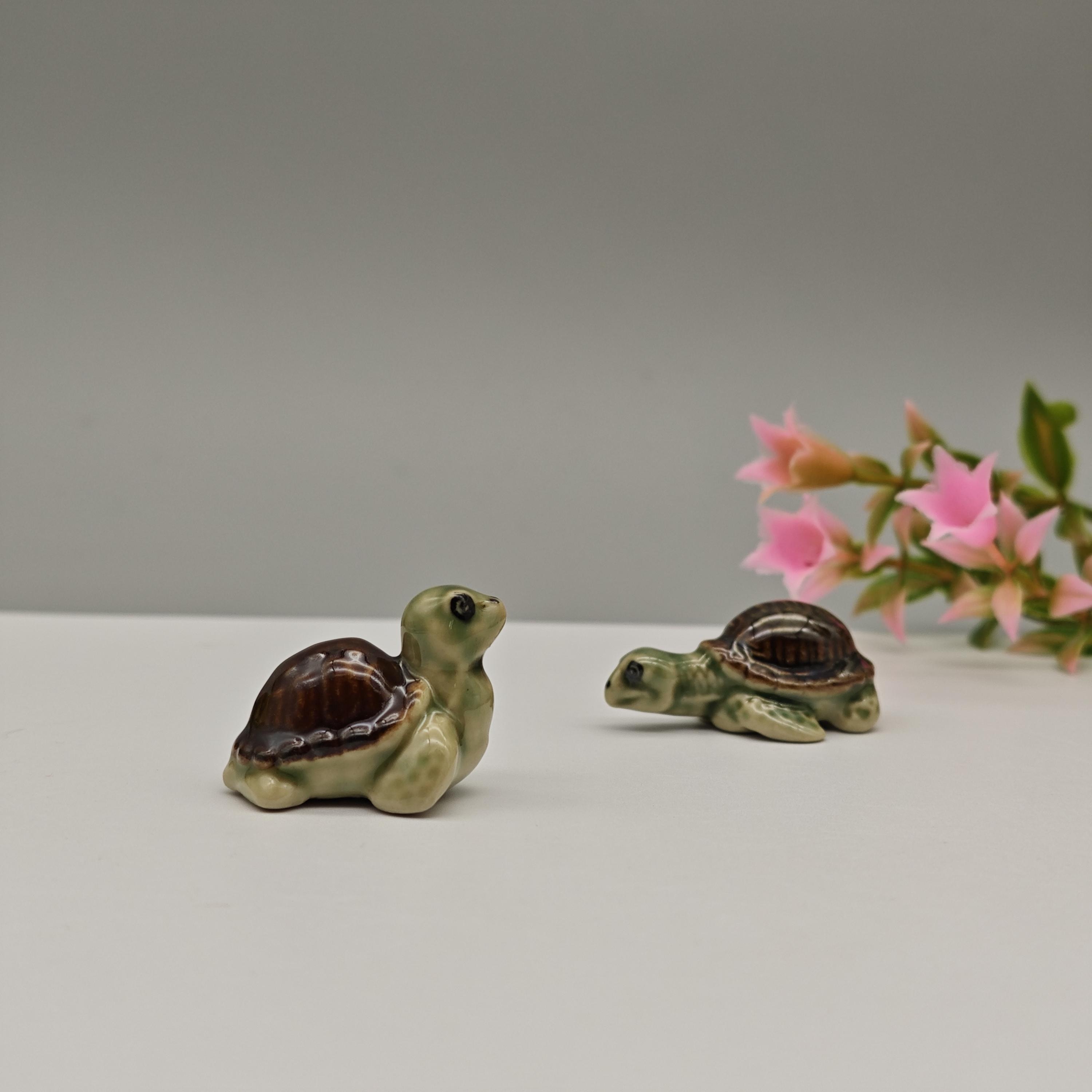 HOLIDYOYO 2pièces Figurines Céramique De Tortues Zen Décorations Élégantes Pour Tearoom Et Maison Gris