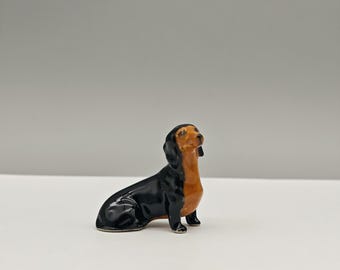 手作りの陶器製ダックスフンドの置物：茶色のウィーナー犬の像 - Etsy 日本