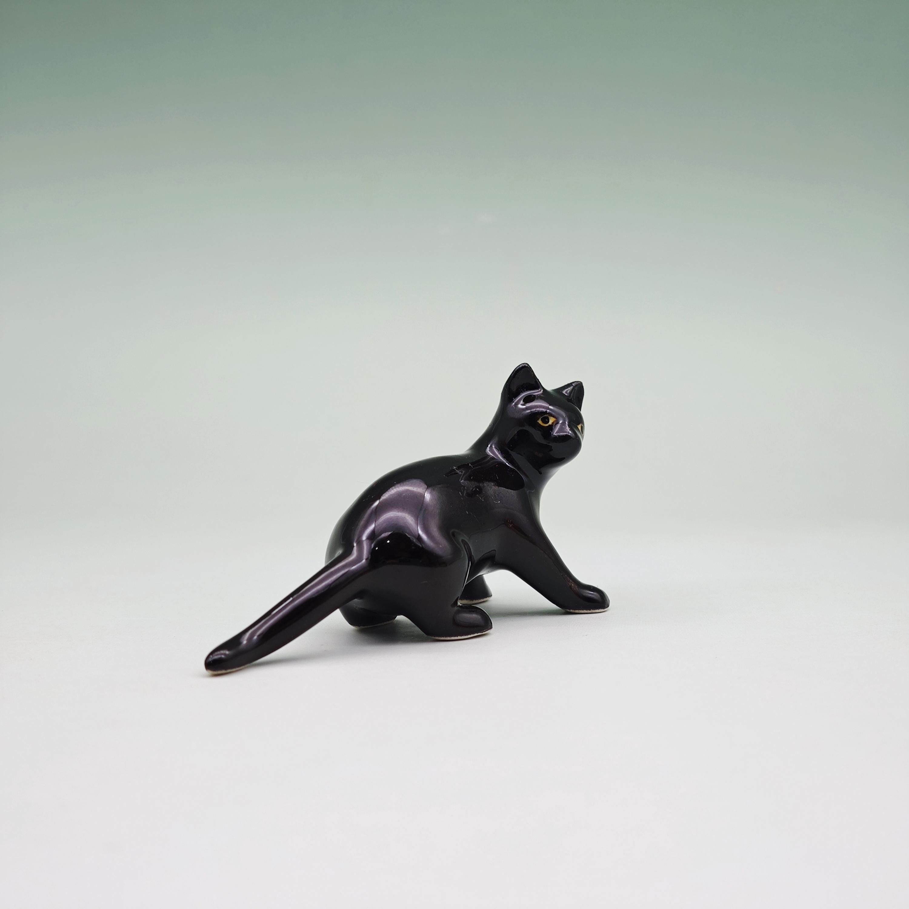 作家　ハンドメイド　焼き物　陶器　猫の置物　黒猫 手作り陶器の黒猫の置物：小さな猫好きへのギフト - Etsy 日本
