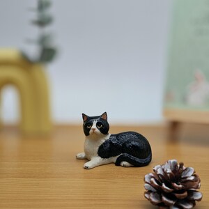Tuxedo Katzen Figur-Schwarz-weiße Katzen Figur-Keramik schwarze Katze Figur-Miniatur Katzen für die Dekoration Ihrer Schreibtisch-Geschenk für Mama