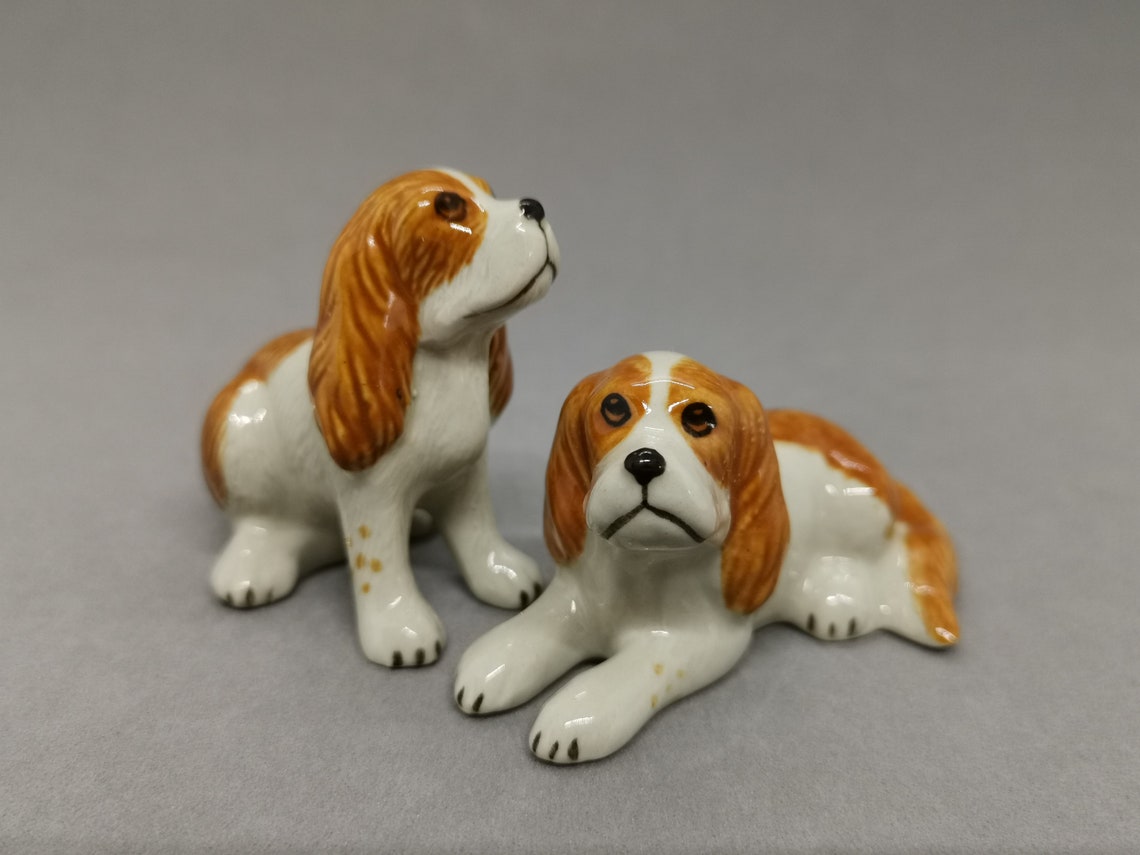 ruby cavalier king charles spaniel figurines