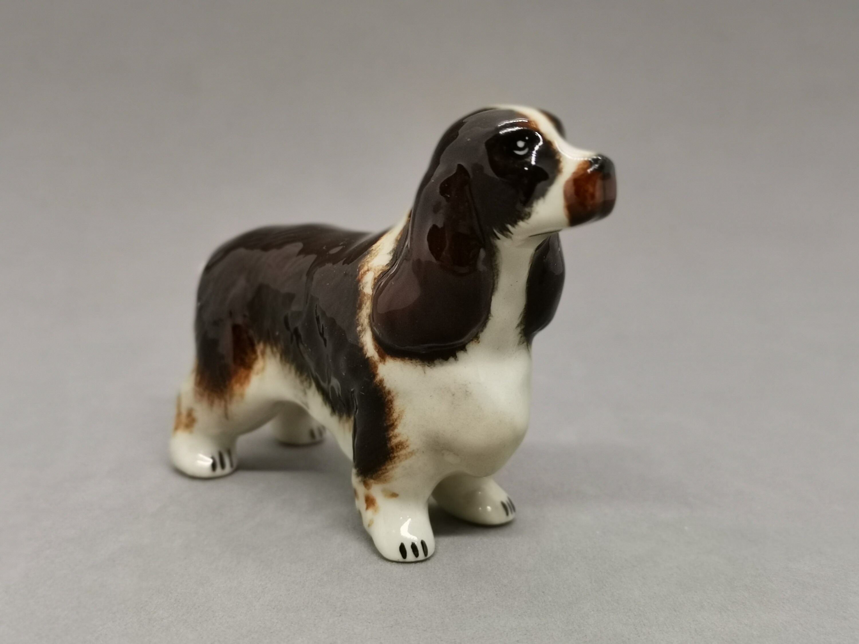 working cocker spaniel figurines