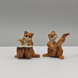 Charming Orange Cat figurine-Porcelain orange cat-Ceramic cats figurine-Orange tabby cat figure-Cat Lover Gifts