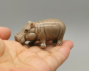 陶器のカバの置物：ミニチュア磁器動物像 - Etsy 日本