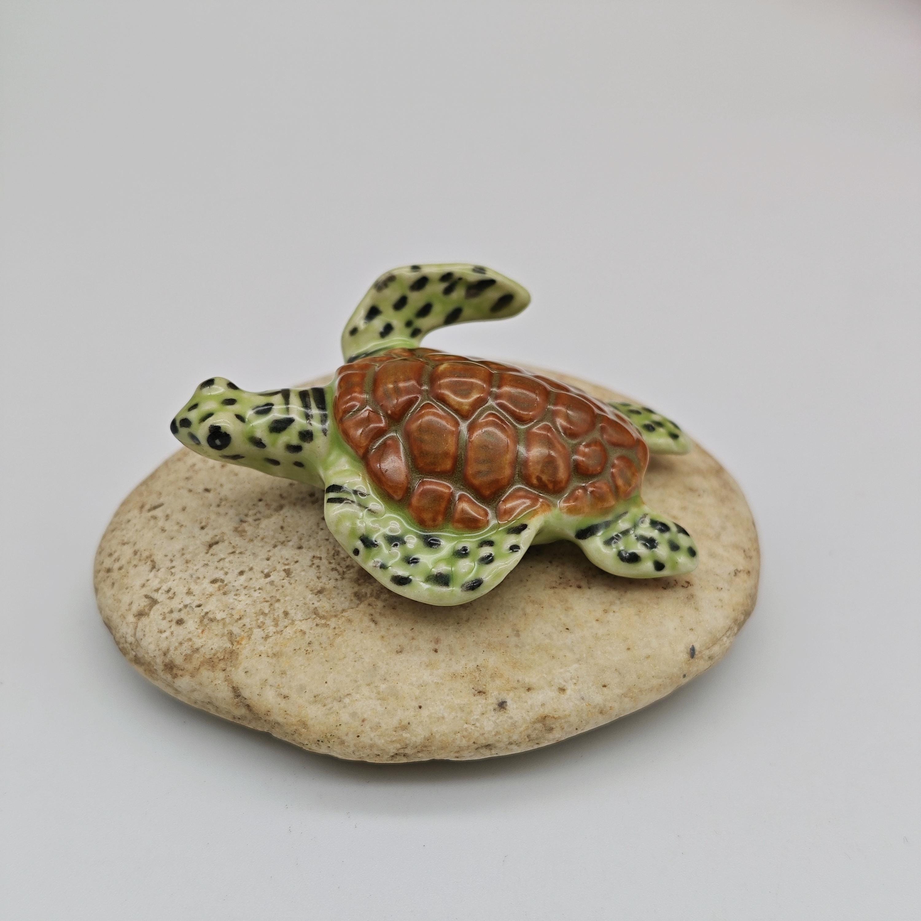 陶器のウミガメの置物：ミニチュア磁器動物像 - Etsy 日本