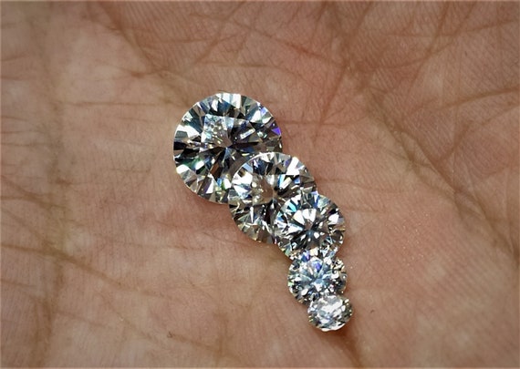 Vvs1 clarity moissanite deals