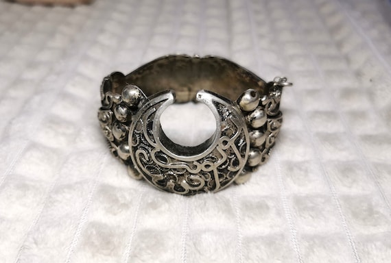 Antique Islamic Middle East Solid Silver Bangle B… - image 1