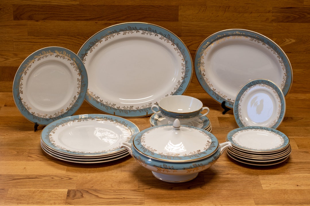 Chinastyle Medway Blue and White Dinner Set Made by Simpsons