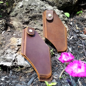 Leather iPhone Belt Holster, Holster Case with Belt Loop, Cell phone holster with magnet, Leather Phone Holster, Leather Phone Sleeve, Gift