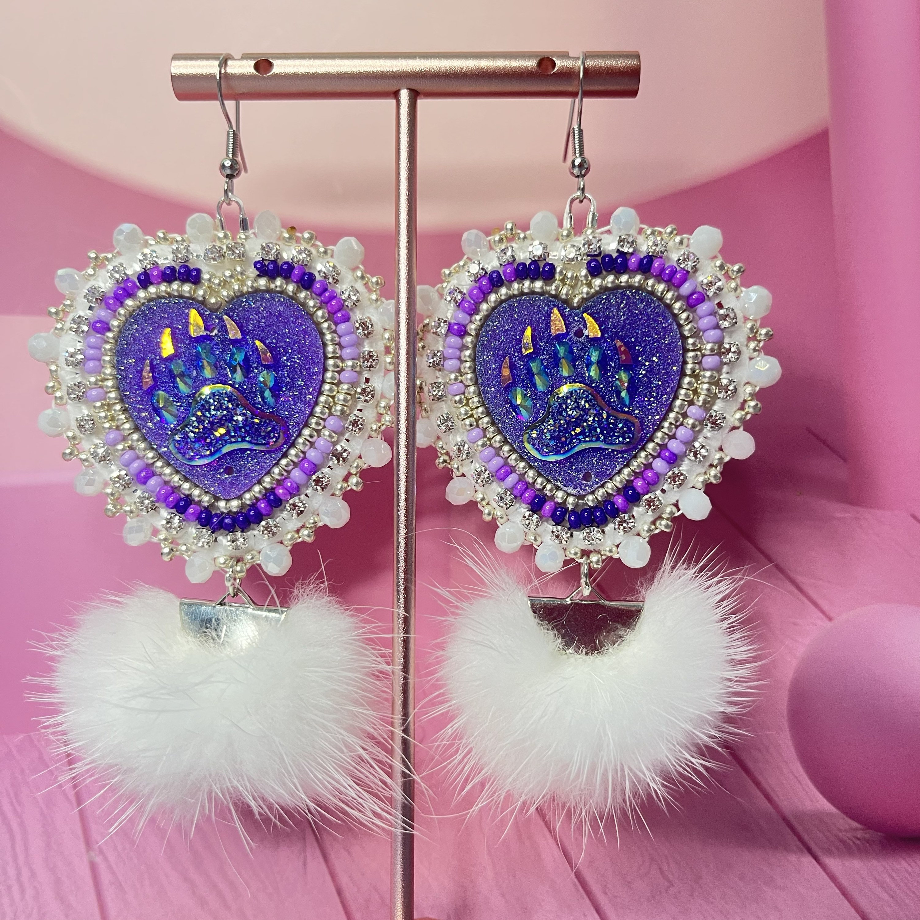 paw earrings bear paw beadwork
