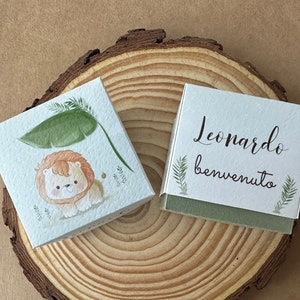 Scatoline personalizzate confetti Nascita, confettata battesimo, bomboniera leoncino, segnaposto verde, scatolina con leone per degustazione