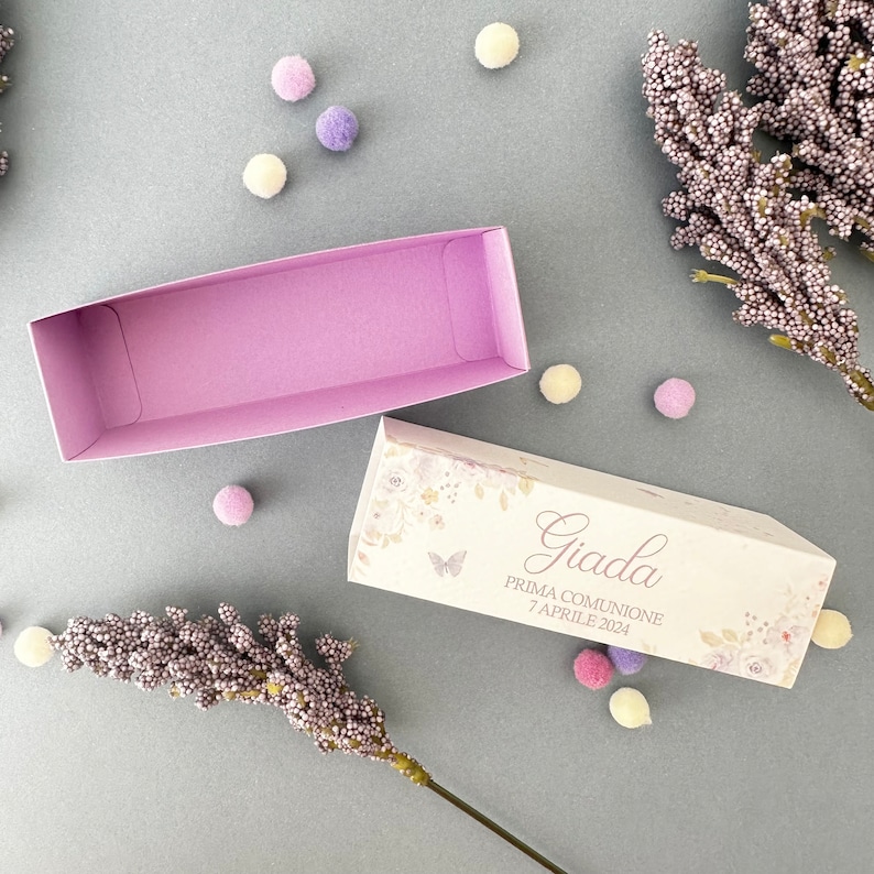 Scatole portaconfetti prima comunione, bomboniera comunione, scatoline lilla, cadeau invitati, segnaposto personalizzato lavanda immagine 3