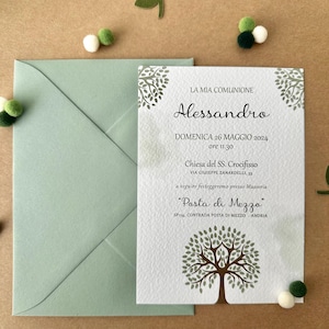 Inviti comunione albero della vita, partecipazioni sacramenti bimbo, biglietto con alberi e foglie, set comunione personalizzato tema ulivo
