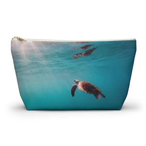 Sea Turtle Soaring Accessory Pouch w T-bottom Cosmetic bag-toiletries-makeup bag