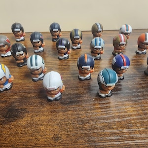 NFL フィギュア 4体セット 12インチ Nfl figures - Etsy 日本