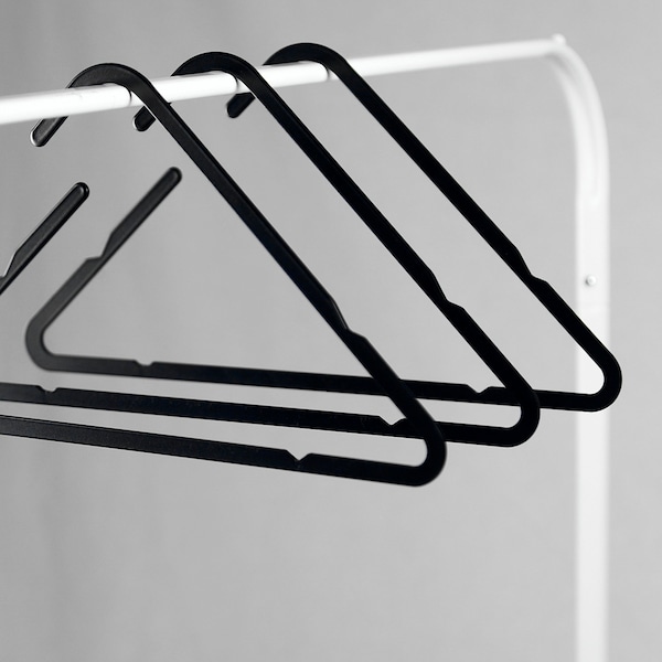 Chic Upcycled Metal Wardrobe Hangers - Elevate Your Eco-Friendly Decor