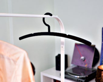 Minimalist Metal Coat Hanger | Durable and Sustainable Closet Organization Solution