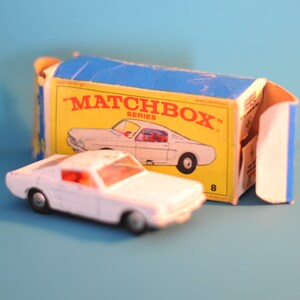 VOITURE MATCHBOX SERIES N°8E Ford Mustang Orange Made In England By Lesney EUR 230,00 - FR