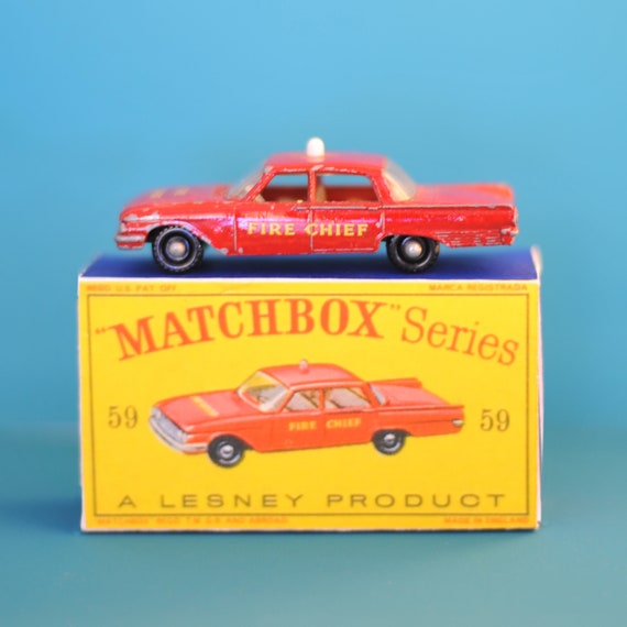 Vintage Matchbox Lesney No 59b Ford Fairlane Fire Chief with Reproduction box