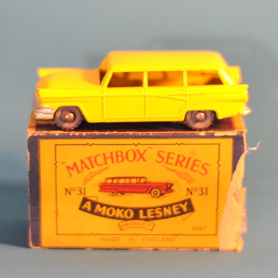 Vintage Matchbox Lesney No 31A Ford Station Wagon 1957 with original box