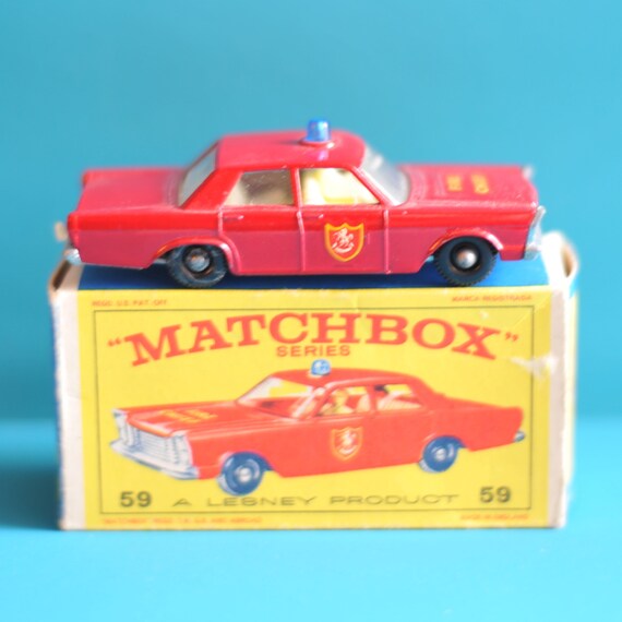 Vintage Matchbox Lesney No 59c Ford Galaxie Fire Chief 1966 Original box