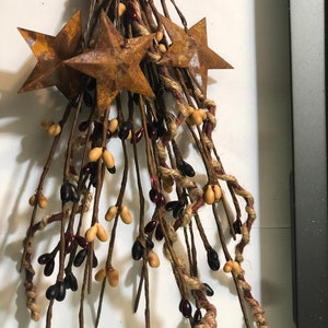 Set of 3 pip berry picks burg/blk/ tan with twine twig and rust barn star floral accent decor