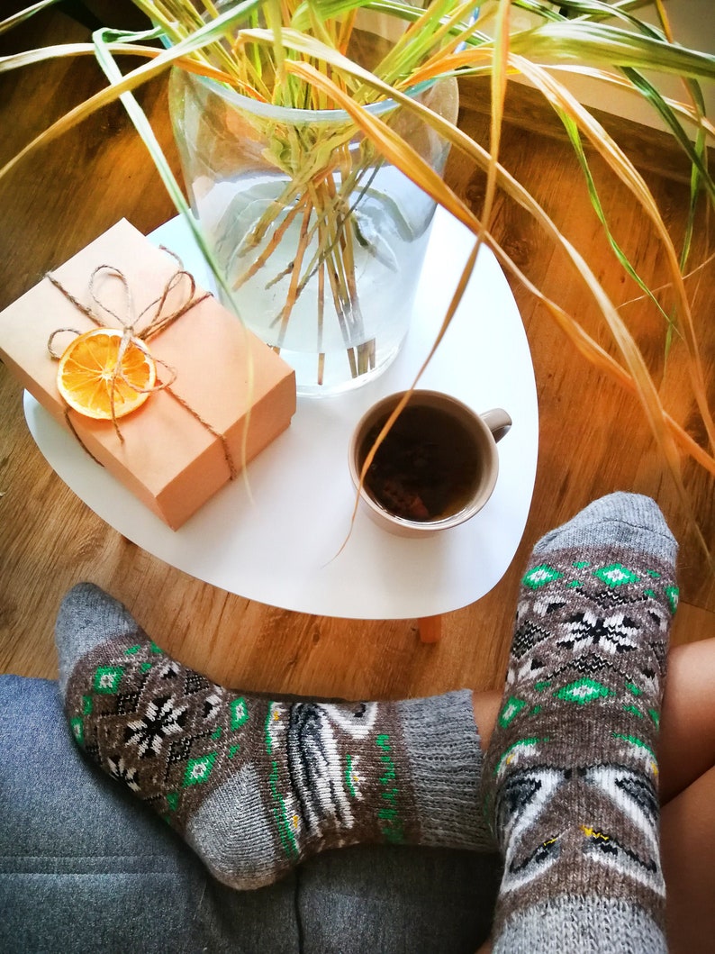 Best New Year Christmas Winter Wool Knitting Socks for Women with Swans Among the White Lilies Vintage style Winter Pattern Snowflakes