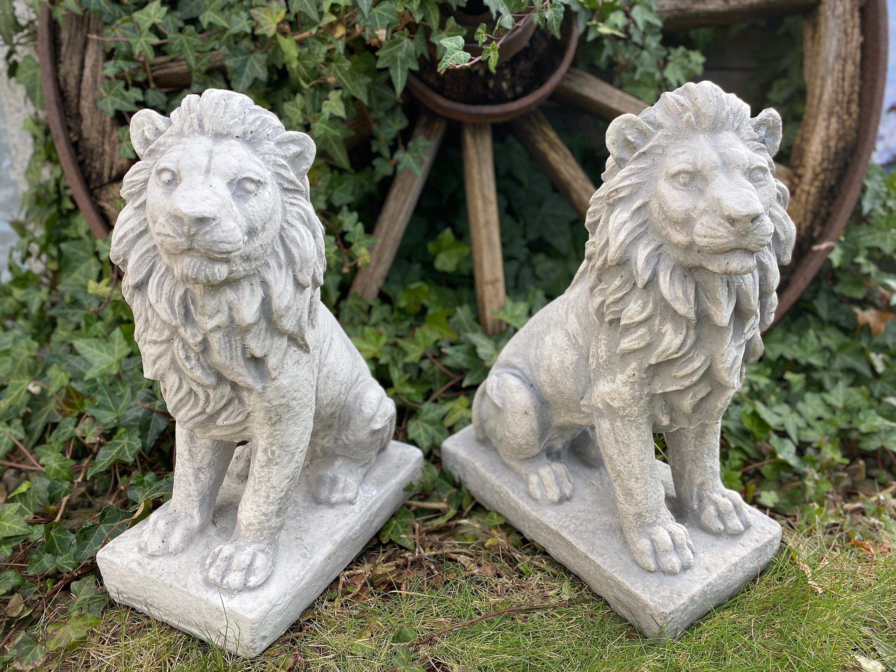 Paire Lions Statues Pierre Fortement détaillé Piliers lion en Etsy