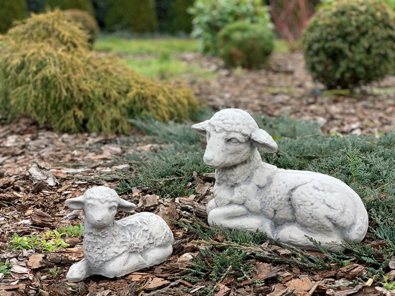 garden sheep statue