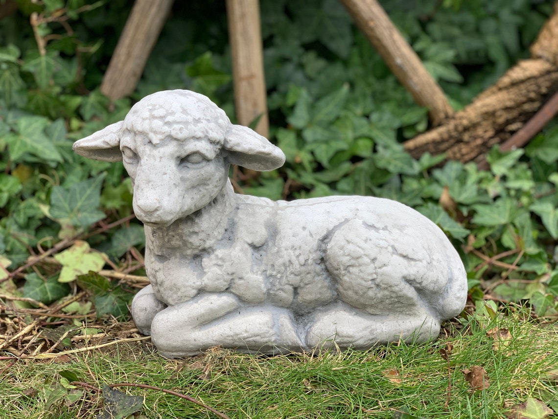 garden sheep statue