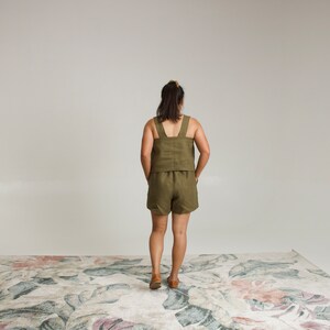 SAMPLE SHORT ROMPER image 3