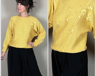 Vintage 1980s Yellow Floral Embroidered Sweater by Peti & Sister - Medium