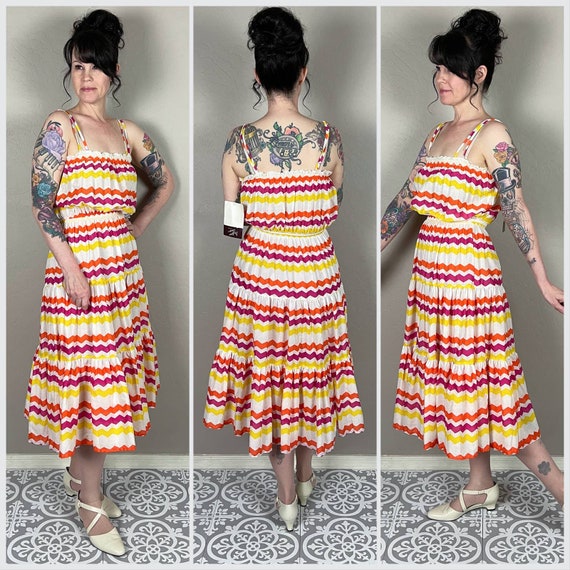 Vintage 1970s Deadstock Zig Zag Print Tiered Sund… - image 2