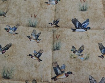 Set of 2  duck  Wildlife potholder/hot pads