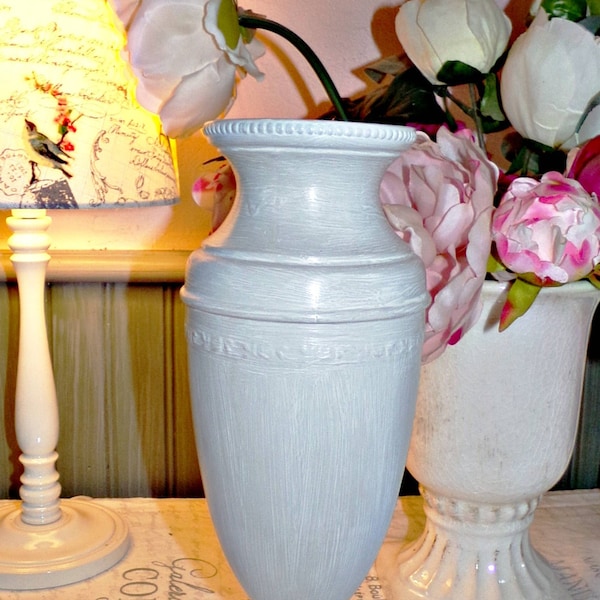 France Vintage - Grand Vase en métal patiné gris et blanc - Décoration Shabby - Romantique