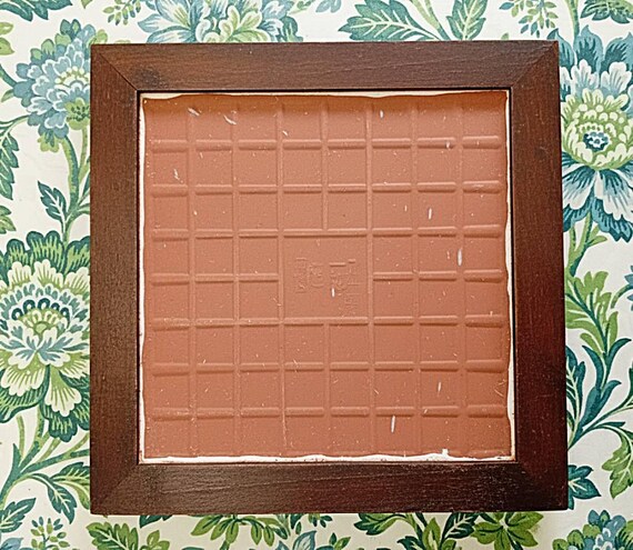 FRANCE Vintage - Dessous de plat Ancien en Bois avec un joli Carreau de faïence décoré - French Antic Trivet - France