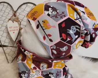 Beanie und Loop, Mütze und Schal, Kindermütze, Mütze Junge, Mütze Mädchen, Wendebeanie, Herbst-Set, Übergangs-Set Mützen Set Waldtiere Tiere