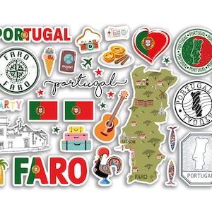 Op de afbeelding: Een set kleurrijke stickers met verschillende afbeeldingen met betrekking tot Portugal, waaronder een kaart van het land, een haan, een kompas, een gitaar en de woorden "Portugal" en "Faro".
