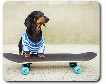 1 x Dachshund Mouse Mat - Sausage Dog Funny Skateboard Desk Accessories Birthday Computer Office Work Home Mousepad Pad PC IT Gift #13274