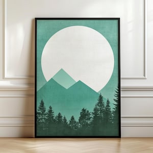 Könnte beinhalten: Ein digitaler Kunstdruck mit einer stilisierten Landschaft mit einem großen weißen Kreis, grünen Bergen und einem dunkelgrünen Wald im Vordergrund.
