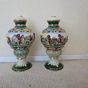 Pair of Capodimonte lamp bases, vintage lamp supply, vintage porcelain lamp bases, Victorian lamps, lamp supply, diy lamp , lamp parts